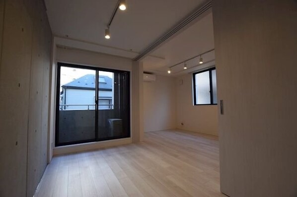 ラクラス四谷三丁目の物件内観写真